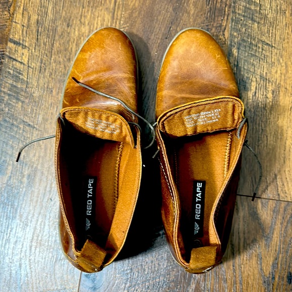 NWOB Red Tape Leather Shoe, Size- 11.5, Color- Brown - Picture 3 of 4